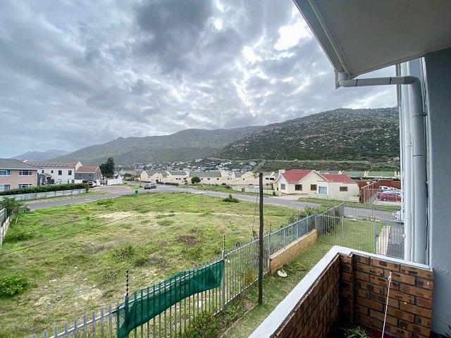 2 Bedroom Property for Sale in Fish Hoek Western Cape